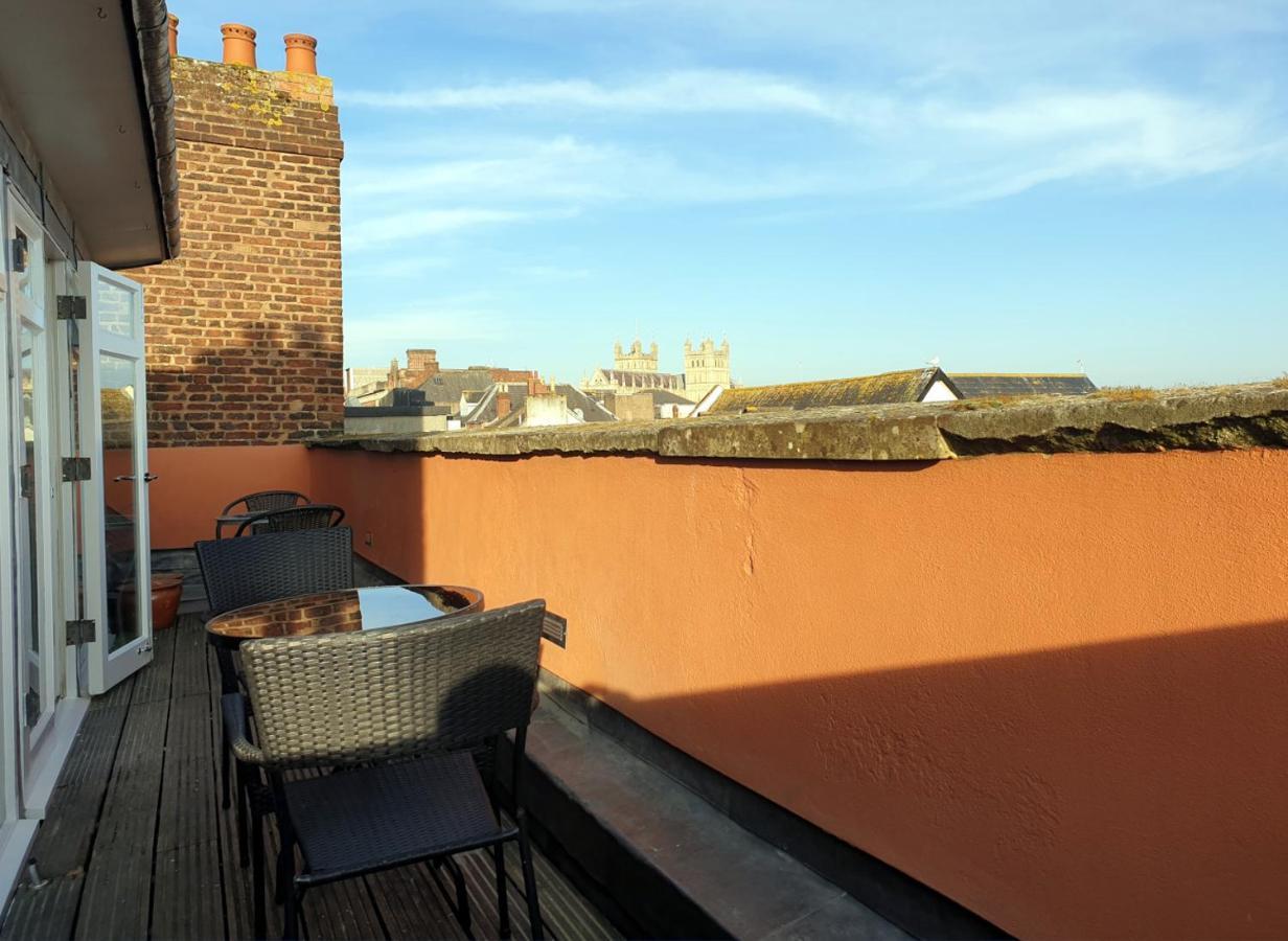 Stunning Central With Balcony And Fantastic View