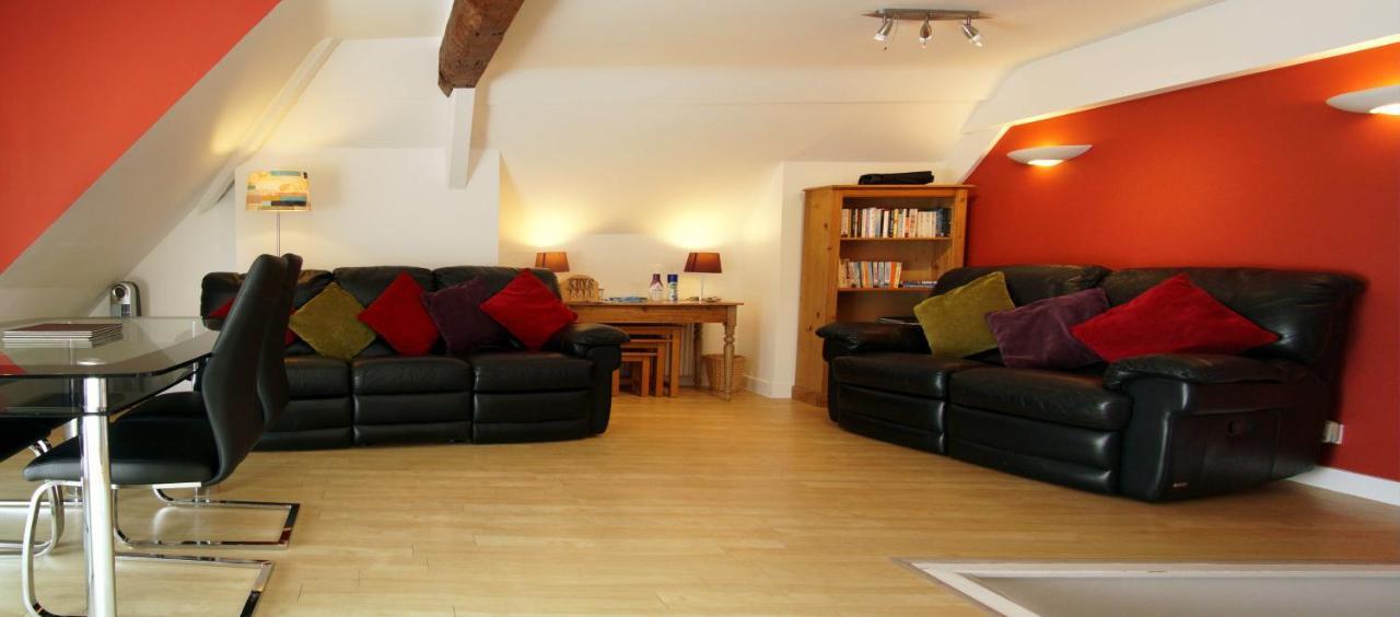 Stunning Central With Balcony And Fantastic View Apartment