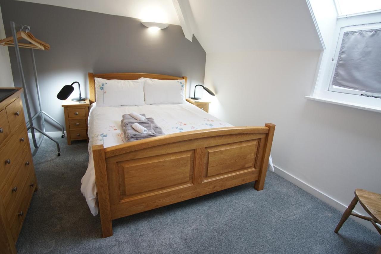 Stunning Central With Balcony And Fantastic View * Exeter